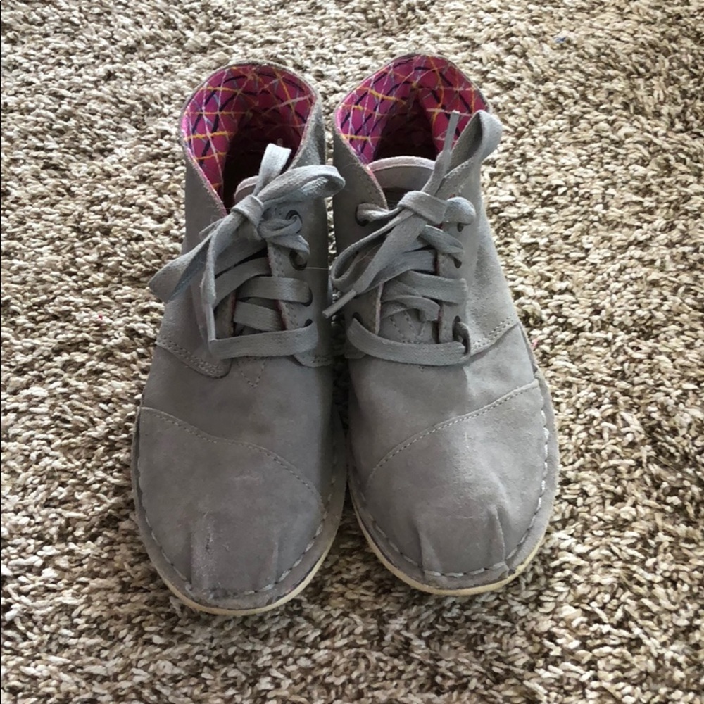 High top suede toms